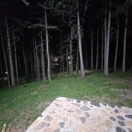 Bujtinat Skenderi Gjinar 2 Villa Kültér fotó