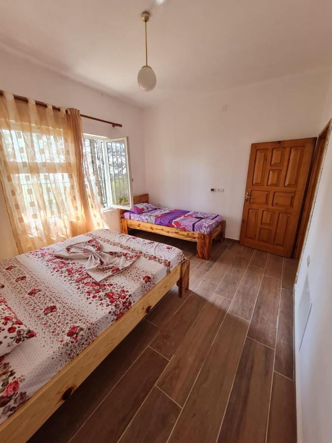 Bujtinat Skenderi Gjinar 2 Villa Kültér fotó